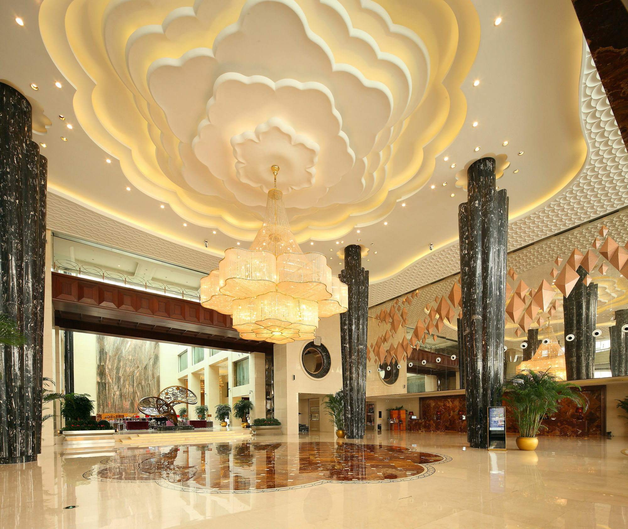 วินด์แฮม แกรนด์ พลาซา รอแยล ชางเฉง เจียงหยิน Hotel เจียงอิน ภายนอก รูปภาพ